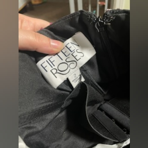 EUC 💗 15 Roses 💗Quincenera dress 🖤 Beautiful Princess Ball Gown, size 2 - Picture 7 of 14